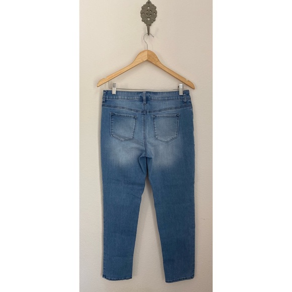 Chico's Platinum • Washed Blue Curvy Ankle Cropped Jeans - Picture 9 of 11